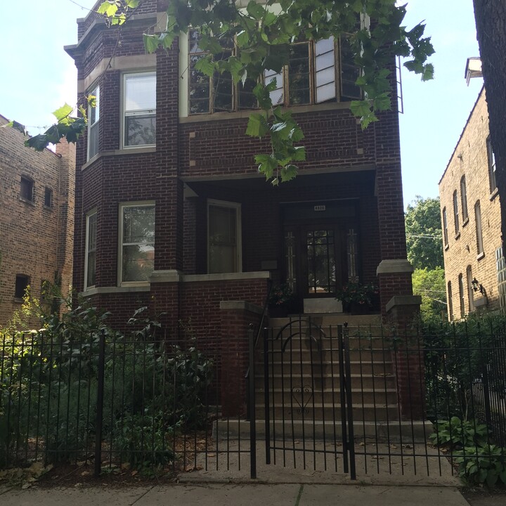 4826 N Ridgeway Ave in Chicago, IL - Building Photo