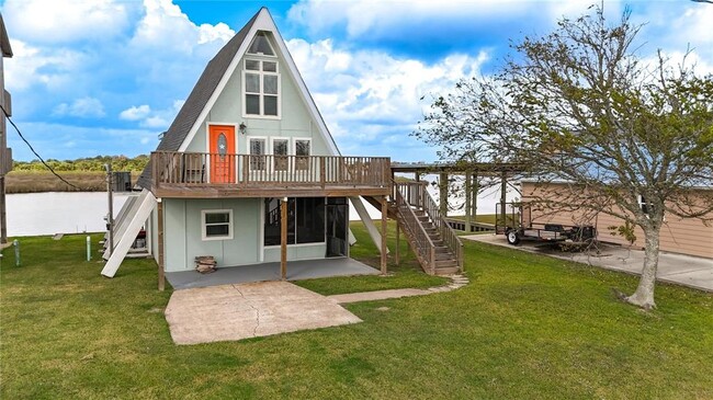 property at 239 Redfish Dr