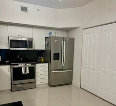 250 NE 3rd Ave in Delray Beach, FL - Building Photo - Building Photo