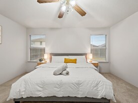 2817 Maegen Cir in Fort Worth, TX - Building Photo