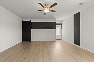 11430 Amber Plns Dr in Houston, TX - Building Photo - Building Photo