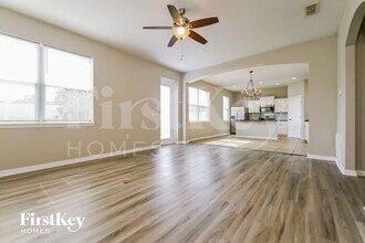 5212 Krenson Woods Way in Lakeland, FL - Building Photo - Building Photo