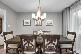 6880 Gray Gables Ln in Columbus, OH - Building Photo - Building Photo