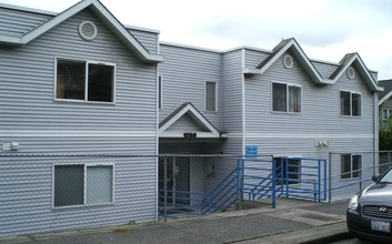 Crosby Queen Anne  Apartments in Seattle, WA - Building Photo - Building Photo