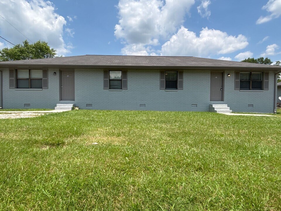 114 Wiley St in Manchester, TN - Building Photo