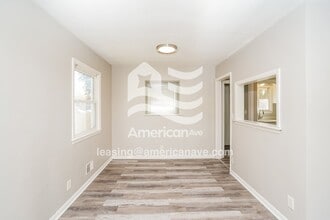 6923 W Tallmadge Pl in Milwaukee, WI - Foto de edificio - Building Photo