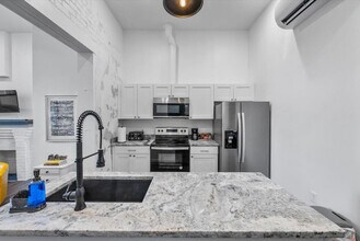 18 W Elder St-Unit -ID1056094P in Cincinnati, OH - Building Photo - Building Photo