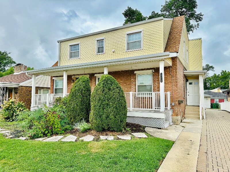 17950 Park Ave in Homewood, IL - Building Photo