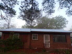 508 Lovelin St in Birmingham, AL - Building Photo