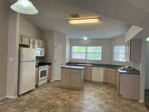 275 Limestone Cir in Crestview, FL - Building Photo - Building Photo