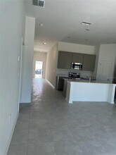 1441 Deepwater Cir in Eagle Lake, FL - Building Photo - Building Photo