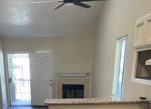 2600 Brookside Dr in Bakersfield, CA - Building Photo - Building Photo