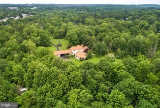 125 Edison Furlong Rd in Doylestown, PA - Building Photo - Building Photo