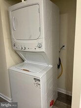 2411 Tremont St in Philadelphia, PA - Building Photo - Building Photo