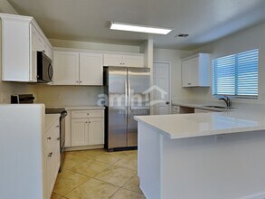 43940 W Magnolia Rd in Maricopa, AZ - Building Photo - Building Photo