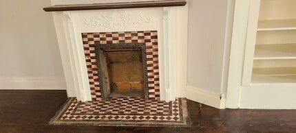 208 E 9th St, Unit 1 in Newport, KY - Foto de edificio - Building Photo