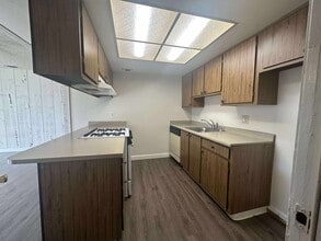 10930 Scotsman Way in Rancho Cordova, CA - Foto de edificio - Building Photo