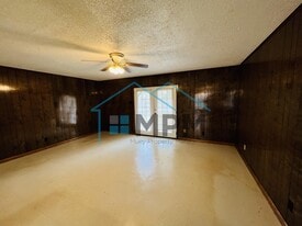 62 W Elmwood Dr in Monroe, LA - Building Photo