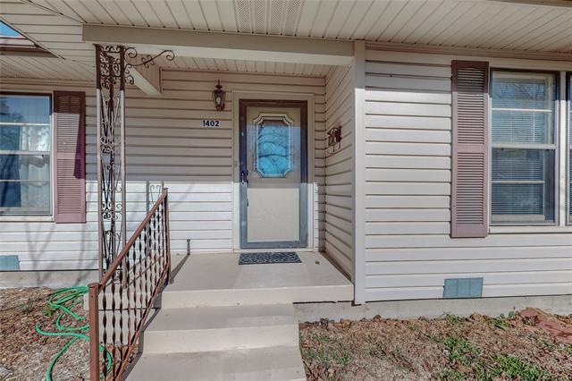 property at 1402 Glendale St