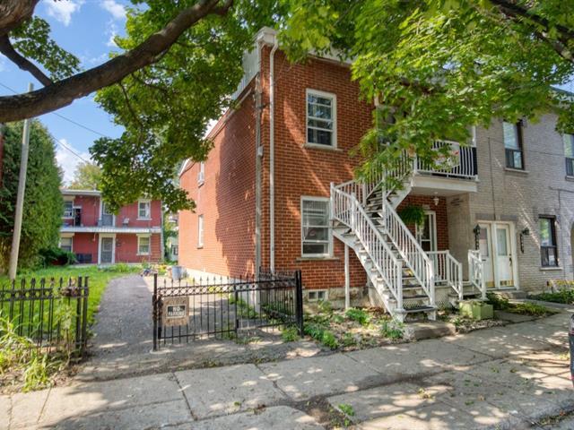 2445-2447 De Châteauguay Rue in Montréal, QC - Building Photo