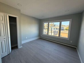 17 E 15th St, Unit 2 in Paterson, NJ - Building Photo - Building Photo