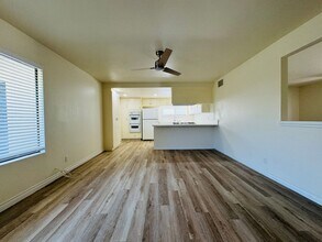 2105 E Petunia St in Glendora, CA - Building Photo - Building Photo