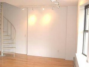 2004 Madison Ave-Unit -2/3 in New York, NY - Building Photo - Building Photo
