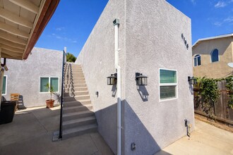 5106 E Falls View Dr in San Diego, CA - Building Photo - Building Photo
