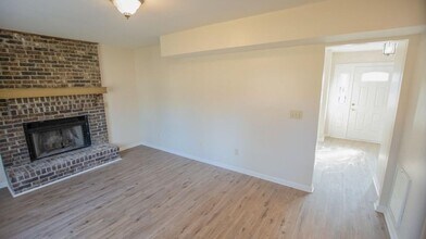 106 Sunrise Rd in Charleston, SC - Building Photo - Building Photo