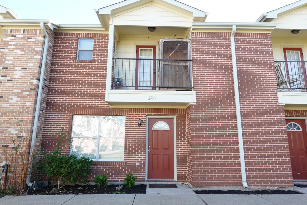 2714 Vienna Pl in Pasadena, TX - Building Photo