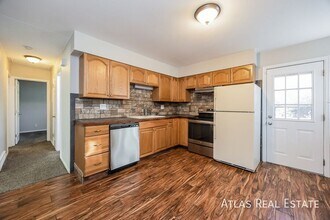 4734 Frost Dr in Colorado Springs, CO - Foto de edificio - Building Photo