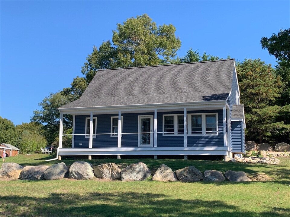 15 Avenue A St in Wareham, MA - Building Photo