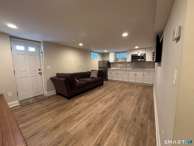 2 Hurd St in Shelton, CT - Building Photo - Building Photo