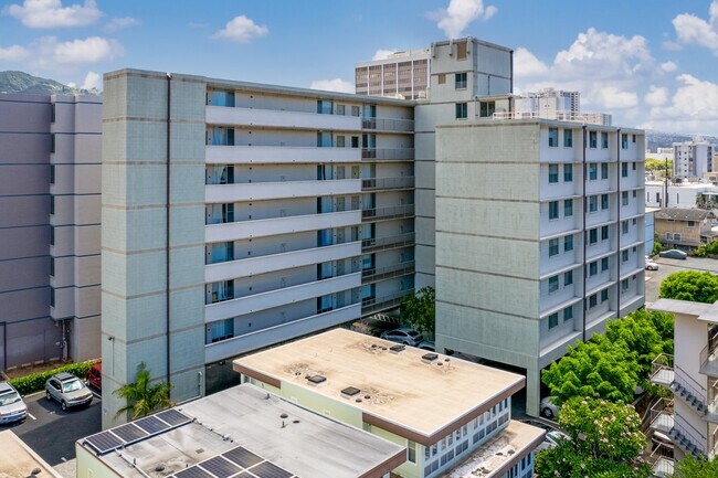 Birch Street Apartments in Honolulu, HI - Foto de edificio - Building Photo