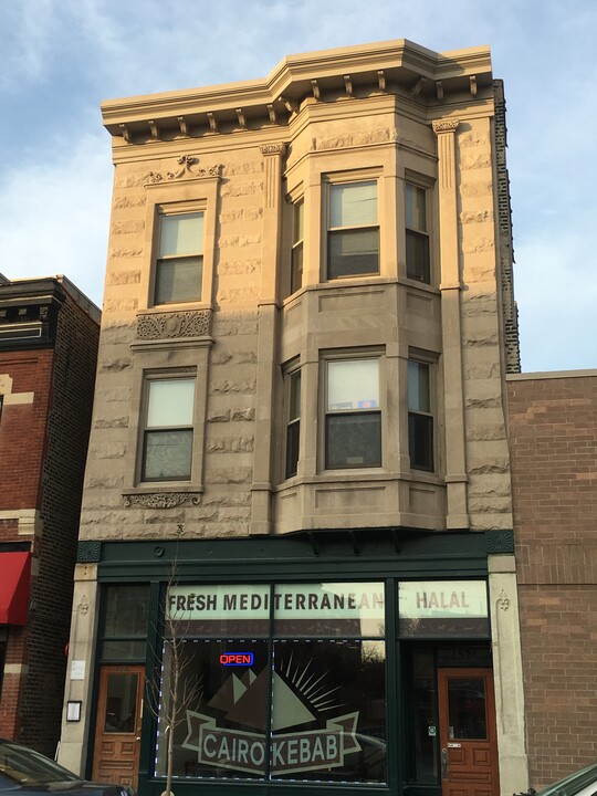 1524 W Fullerton Ave in Chicago, IL - Building Photo