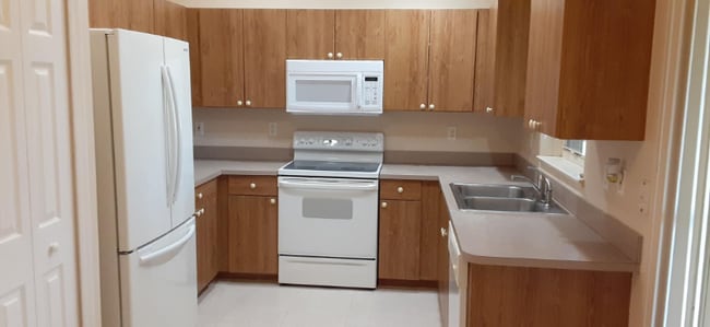 461 SW Carmelite St in Port St. Lucie, FL - Building Photo - Building Photo