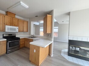 1040 Twinbridge Ct in Brentwood, CA - Building Photo - Building Photo