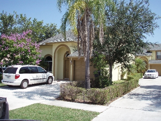 13901 Folkstone Cir in West Palm Beach, FL - Building Photo - Building Photo