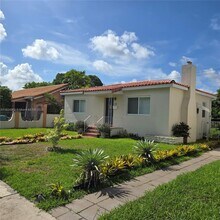 6428 SW 39th St in Miami, FL - Building Photo - Building Photo