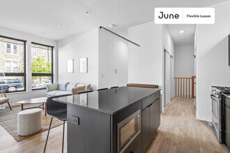 2122 S Hoyne Ave in Chicago, IL - Building Photo - Building Photo