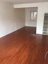 8928 Ramsgate Ave, Unit 8928 12 in Los Angeles, CA - Building Photo - Building Photo