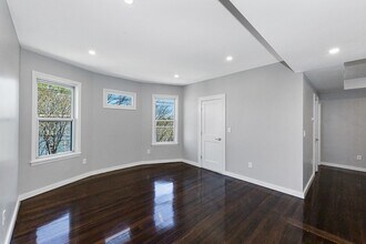 19 Chase St in Boston, MA - Building Photo - Building Photo