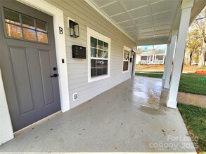 411 W 6th Ave in Gastonia, NC - Building Photo - Building Photo