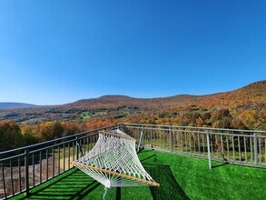 150 Valleys End Rd in Roxbury, NY - Building Photo - Building Photo