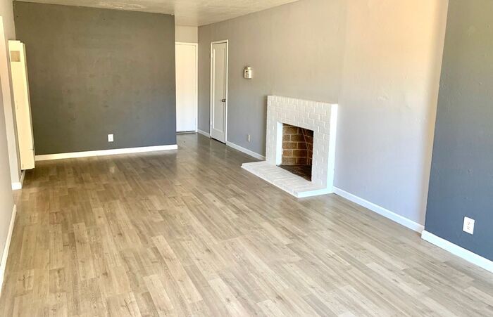3916 McGlothen Way in Richmond, CA - Building Photo