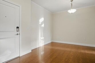 168 S Monterey St in Alhambra, CA - Building Photo - Building Photo