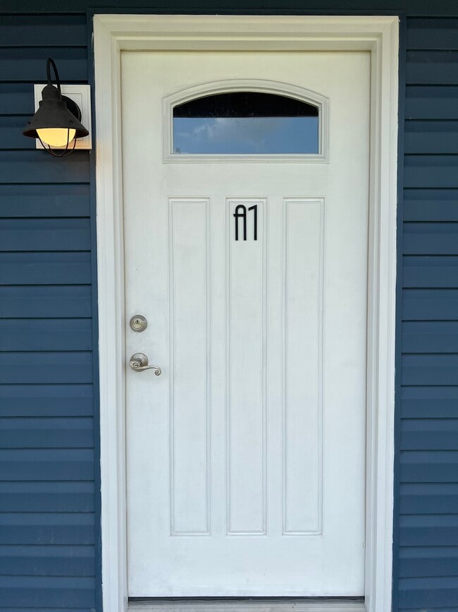 1916 Beech St, Unit A1