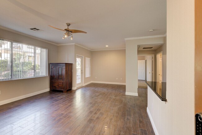 property at 2900 Sunridge Heights Pkwy