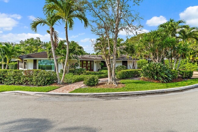 property at 3 Simara St