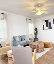 1044 Lenox Ave, Unit 1044 in Miami Beach, FL - Building Photo